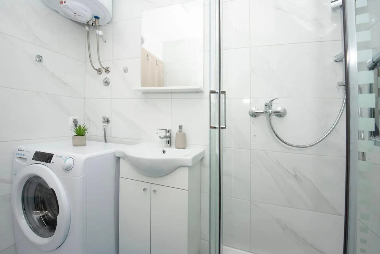 M&M Apartmani Seget Donji 0*,  Croatia